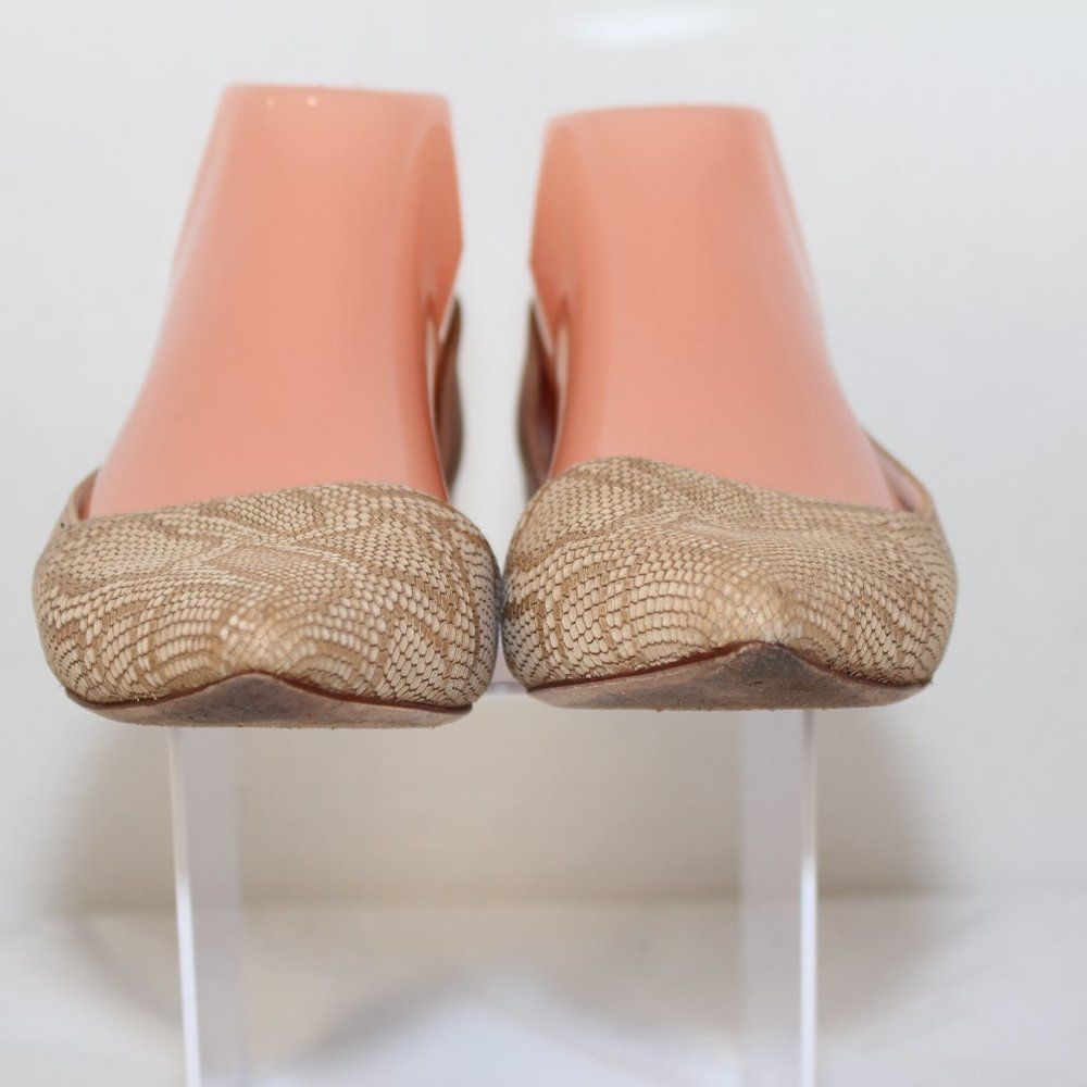COLE HAAN ladies flats size 6.5B